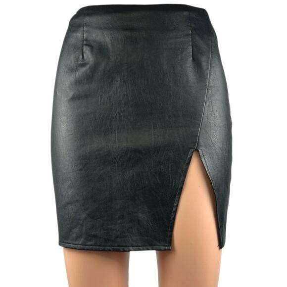 Revolve By The Way. Trinity Black Faux Leather Vegan Slit Mini Pencil Skirt XS - Picture 1 of 5